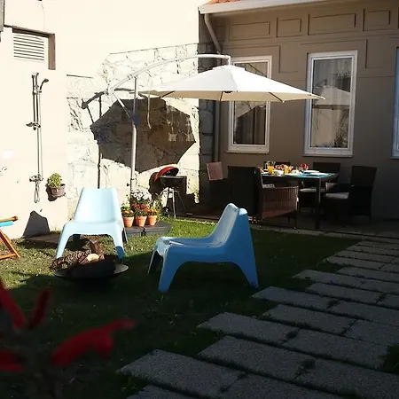 Feriehus Blue Garden - Charming Townhouse *