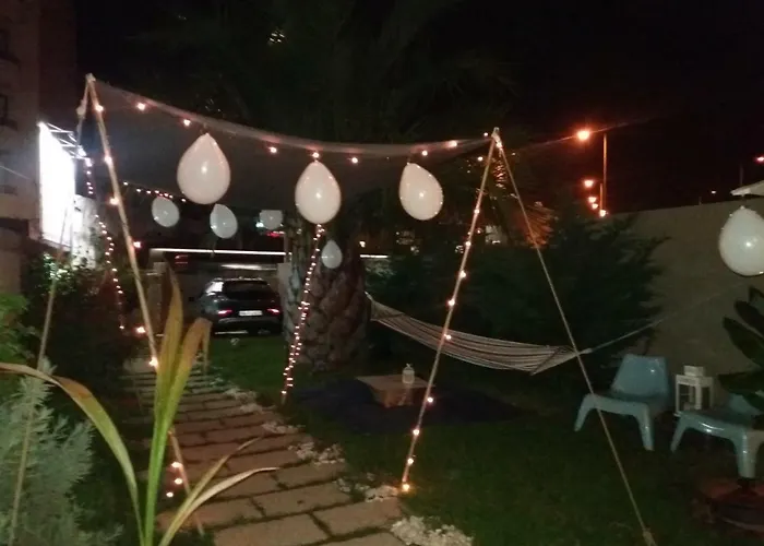 Blue Garden - Charming Townhouse Дом отдыха *