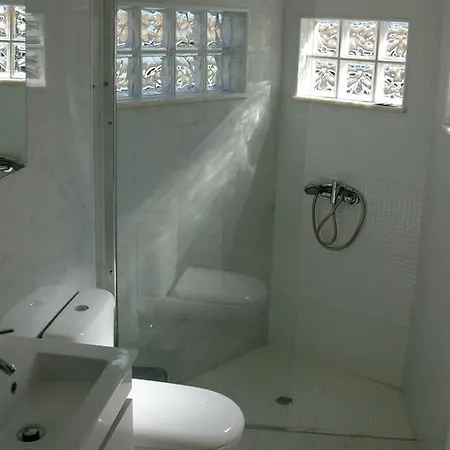 بيت للعطل Blue Garden - Charming Townhouse *