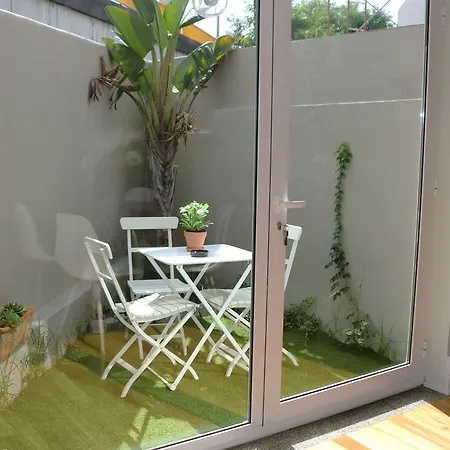 Blue Garden - Charming Townhouse פורטו
