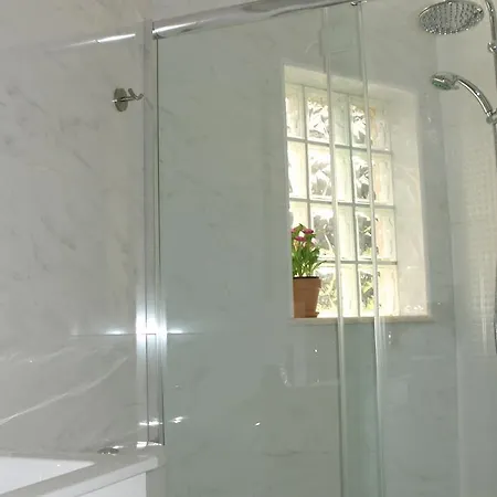 Blue Garden - Charming Townhouse בית נופש *