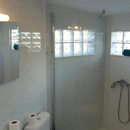 Blue Garden - Charming Townhouse