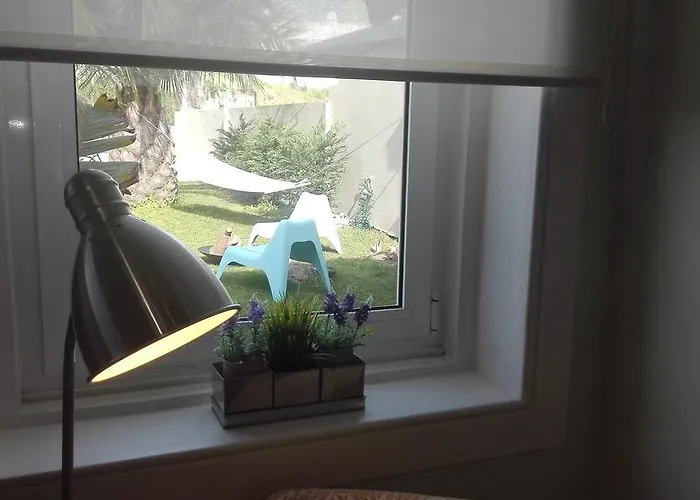 Blue Garden - Charming Townhouse