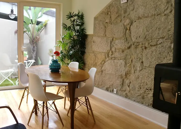 Dom wakacyjny Blue Garden - Charming Townhouse *